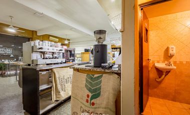 VENTA - Nave industrial de uso mixto comercial, productivo y residencial - Tiro Suizo, Rosario.