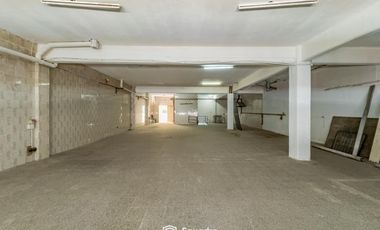 VENTA - Nave industrial de uso mixto comercial, productivo y residencial - Tiro Suizo, Rosario.