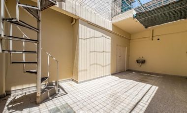 VENTA - Nave industrial de uso mixto comercial, productivo y residencial - Tiro Suizo, Rosario.