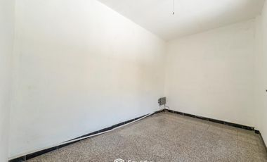 VENTA - Nave industrial de uso mixto comercial, productivo y residencial - Tiro Suizo, Rosario.