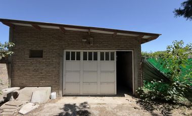 VENTA - Deposito a metros de Av. Illia - Funes