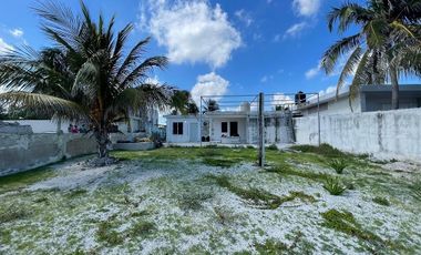 CASA A LA OROLLA DEL MAR EN SISAL PUERTO, YUCATAN