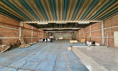 BODEGA RENTA 1000 M2 AV. 8 DE JULIO AV LOPEZ DE LEGAZPI ZONA INDUSTRIAL JAL MX