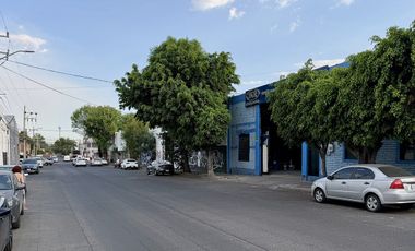 BODEGA RENTA 1000 M2 AV. 8 DE JULIO AV LOPEZ DE LEGAZPI ZONA INDUSTRIAL JAL MX