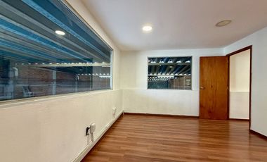 BODEGA RENTA 1000 M2 AV. 8 DE JULIO AV LOPEZ DE LEGAZPI ZONA INDUSTRIAL JAL MX