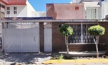 Casa en Venta, Valle Dorado, 3 Recamaras
