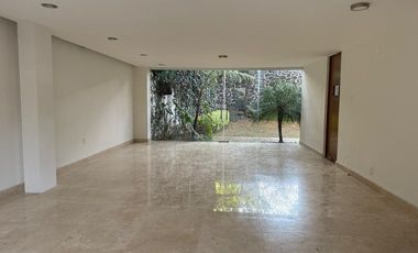 Excelente Casa Remodelada en Renta en el Pedregal Calle Cerrada Con Vigilancia