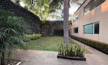 Excelente Casa Remodelada en Renta en el Pedregal Calle Cerrada Con Vigilancia