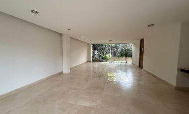 Excelente Casa Remodelada en Renta en el Pedregal Calle Cerrada Con Vigilancia