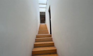 Excelente Casa Remodelada en Renta en el Pedregal Calle Cerrada Con Vigilancia