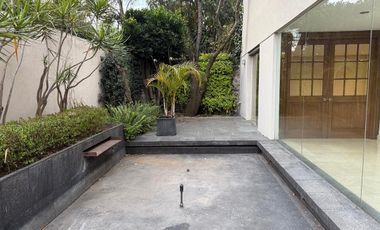 Excelente Casa Remodelada en Renta en el Pedregal Calle Cerrada Con Vigilancia