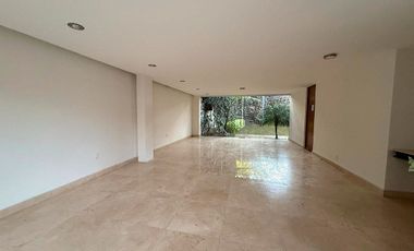 Excelente Casa Remodelada en Renta en el Pedregal Calle Cerrada Con Vigilancia