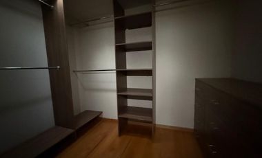 Excelente Casa Remodelada en Renta en el Pedregal Calle Cerrada Con Vigilancia