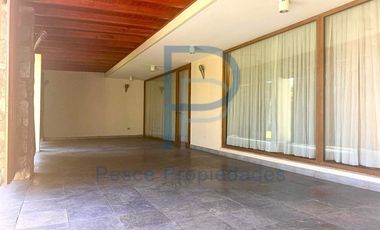 CASA ESTILO MEDITERRÁNEA EN CONDÓMINO SEGURIDAD 24/7