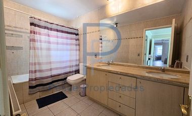 ESTUPENDA CASA PROVENZAL UBICADA EN CONDOMINIO LAS FLORES