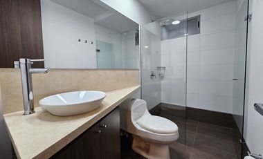 APARTAMENTO EN ARRIENDO UBICADO EN EL POBLADO SECTOR LOMA DE LOS BALSOS