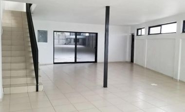 Bodega en renta Sobre Periferico Nuevo