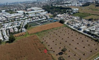 TERRENO  PARA GRANDES USOS EN SOLARES Y AVIACION