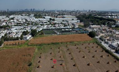 TERRENO  PARA GRANDES USOS EN SOLARES Y AVIACION