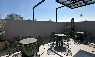 Departamento en Venta en Colomos Providencia en Torre Austra #402 (VR)