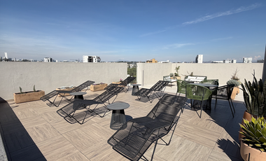 Departamento en Venta en Colomos Providencia en Torre Austra #402 (VR)