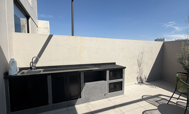 Departamento en Venta en Colomos Providencia en Torre Austra #402 (VR)
