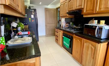 Vendo apto en buen estado cerca a Oviedo con todo a la mano