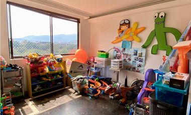 Vendo apto en buen estado cerca a Oviedo con todo a la mano