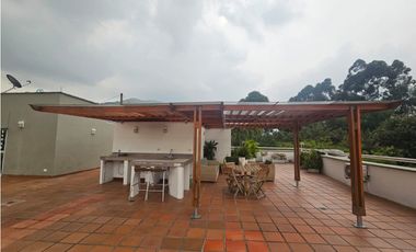 Venta apartamento en barrio Santa Rita Oeste de Cali