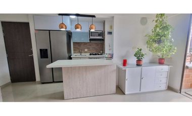 VENDO APARTAMENTO PARTE PLANA SABANETA 3 ALCOBAS PARQUEADERO UTIL
