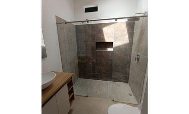 Arriendo casa nueva en unidad cerrada en La Ceja