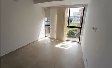 Arriendo casa nueva en unidad cerrada en La Ceja