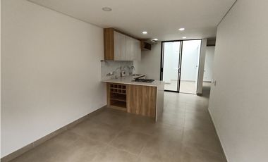 Arriendo casa nueva en unidad cerrada en La Ceja