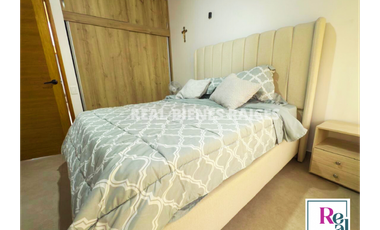 SE ARRIENDA CASA MEDIANERA EN UNIDAD CERRADA CON PORTERA 24 HORAS