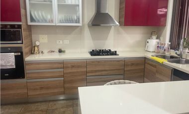 Arriendo espectacular Casa Conjunto Palo de Agua  en cota