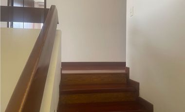 Arriendo espectacular Casa Conjunto Palo de Agua  en cota