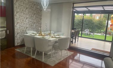 Arriendo espectacular Casa Conjunto Palo de Agua  en cota