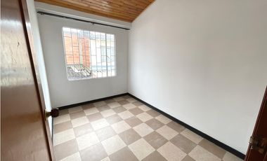 En arriendo casa en el Barrio Calatrava, Chía, Cundinamarca!!