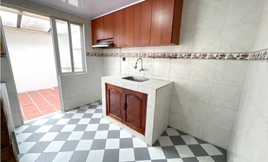 En arriendo casa en el Barrio Calatrava, Chía, Cundinamarca!!