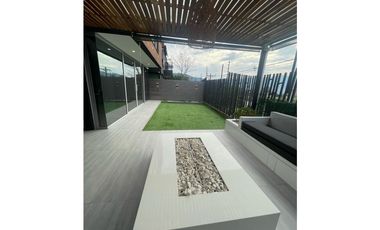 CASA EN VENTA SECTOR LOMA DEL ATRAVESADO - ENVIGADO