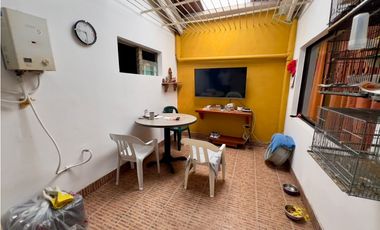 VENTA DE CASA EN GUAYABAL SECTOR SANTA FE RANGO 4 d