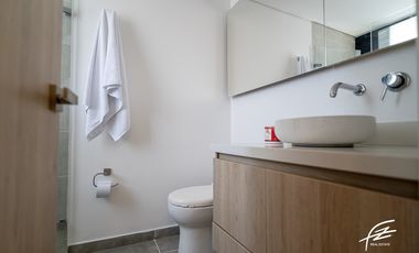 APARTAMENTO EN VENTA EN EL POBLADO, MEDELLN