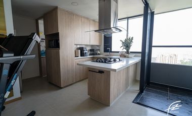 APARTAMENTO EN VENTA EN EL POBLADO, MEDELLN