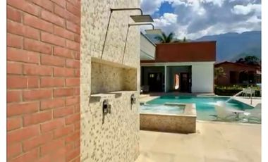 VENTA DE FINCA EN CONDOMINIO GUAYACANES, SAN JERONIMO, ANT. - AMOBLADA