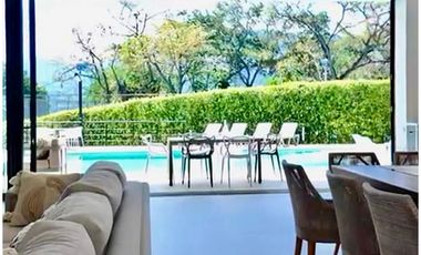 VENTA DE FINCA EN CONDOMINIO GUAYACANES, SAN JERONIMO, ANT. - AMOBLADA