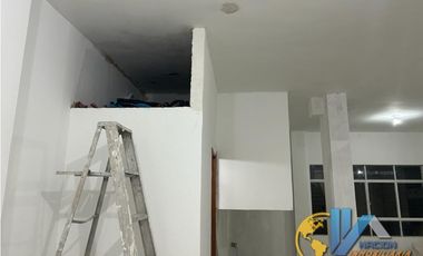 SE VENDE  EXCELENTE LOCAL EN QUINTAS DE SAN ISIDRO/GIRÓN