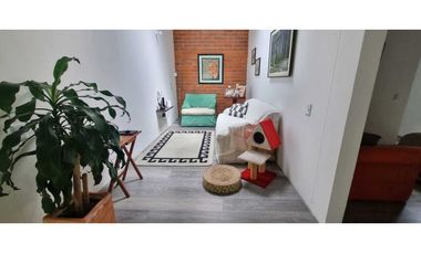 VENDO CASA ESQUINERA SABANETA ANTIOQUIA 3 ALCOBAS CON BAŇO JARDIN EN L