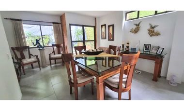 VENDO CASA ESQUINERA SABANETA ANTIOQUIA 3 ALCOBAS CON BAŇO JARDIN EN L