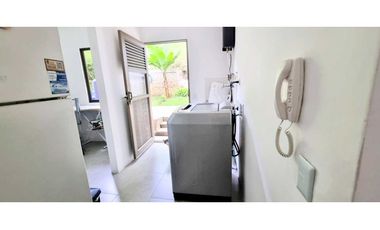 VENDO CASA ESQUINERA SABANETA ANTIOQUIA 3 ALCOBAS CON BAŇO JARDIN EN L