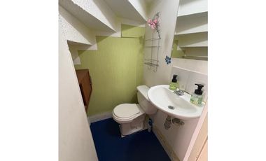 SE VENDE HERMOSA CASA EN LA URBANIZACIÓN VILLAMARA